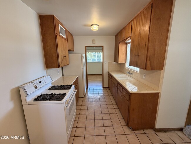 Photo - 3416 N 43rd Pl