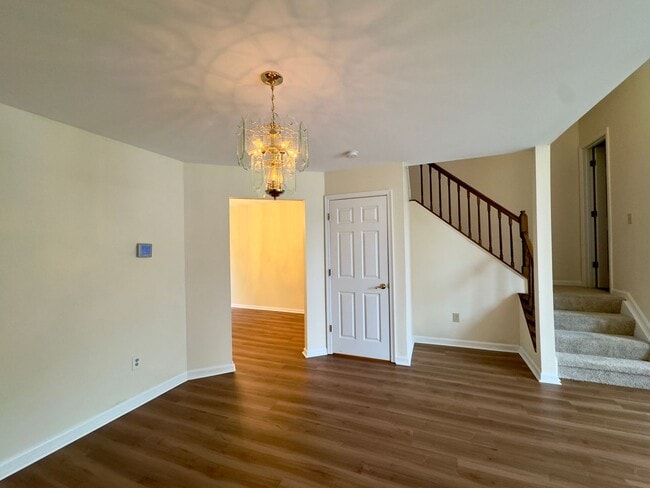 Photo - Charming 4 Bedroom/3.5 Bathroom Townhome in Cedarwood Estates, Pikesville, MD!