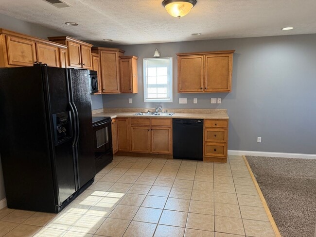 186 Applewood Ln