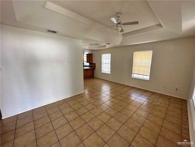 Photo - 11 La Mancha Dr Unit 2