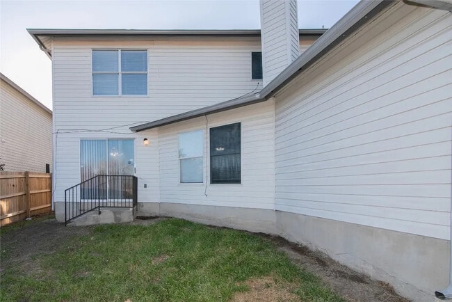 Room in House on Heyerdahl Dr