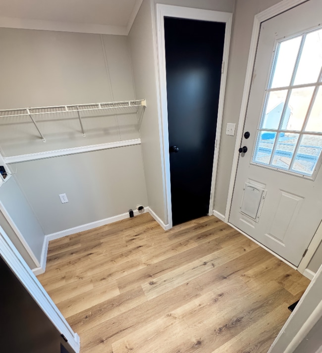 Photo - 2552 Smith Ave