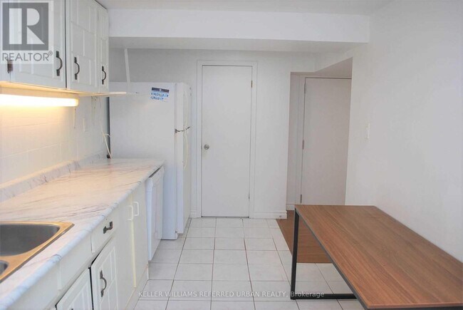 Photo - 53 Silvio Ave