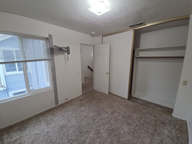 Photo - Cozy, Quiet Condo