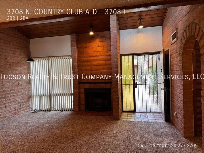 Building Photo - 3708 N Country Club Rd Unit 3708D