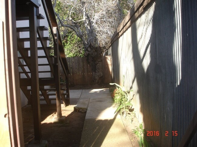 Photo - 1905 Locust St Unit 3