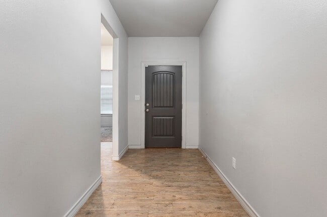 Photo - 4 bed 2 bath in North Pointe now available