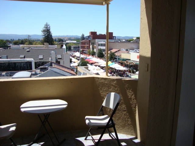 Vista S5 desde la entrada - 411 California Ave