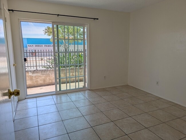 Photo - 7002 Linda Vista Rd Unidad 2