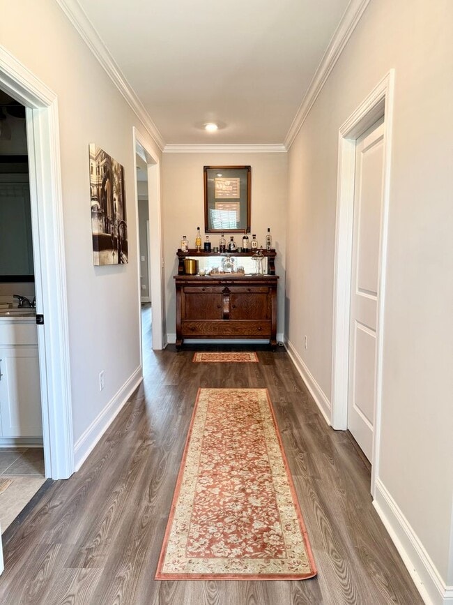 504 Grey Oak Cir