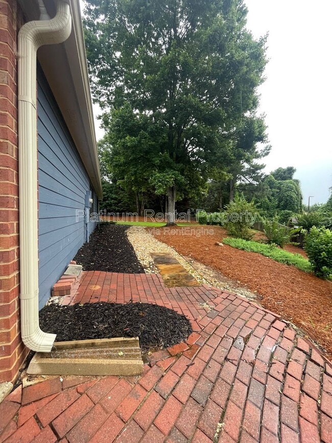 Photo - 1745 Berry Ct