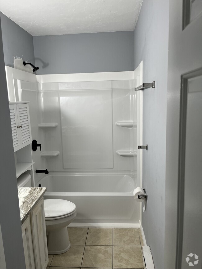 Building Photo - 85 Riverview Pl Unit 85D riverview place Rental