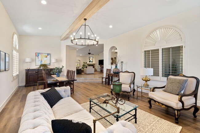 Photo - 47210 Heliotrope Dr