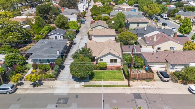 Photo - 1017 10th Ave