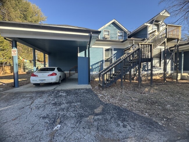 Photo - 317 N Indiana Ave