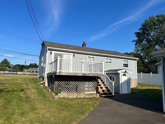 Photo - 484 Meriden Ave