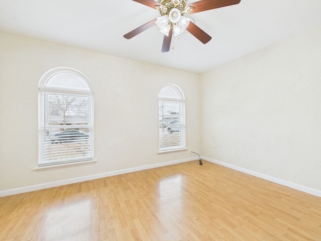 Photo - 4663 SE Brighton Dr