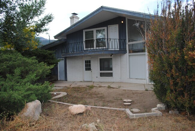 Photo - 1221 La Veta Way