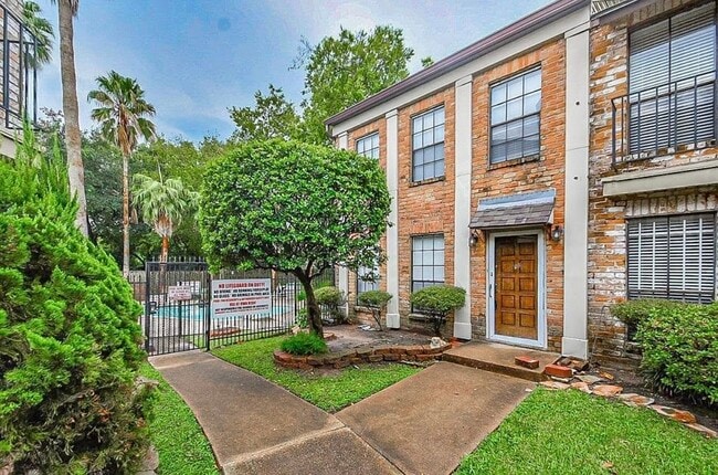 Building Photo - 5100 Allendale Rd Unit 306