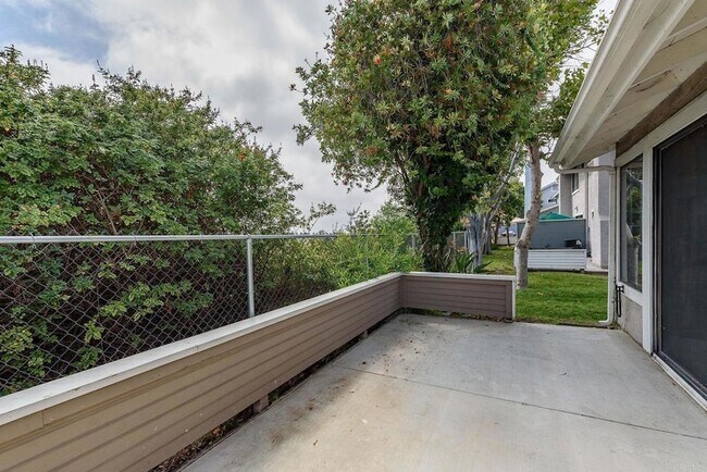 Photo - 331 Windjammer Cir Townhome