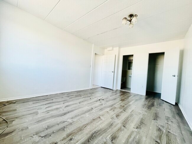 Photo - 9229 Queens Blvd Unit 18D