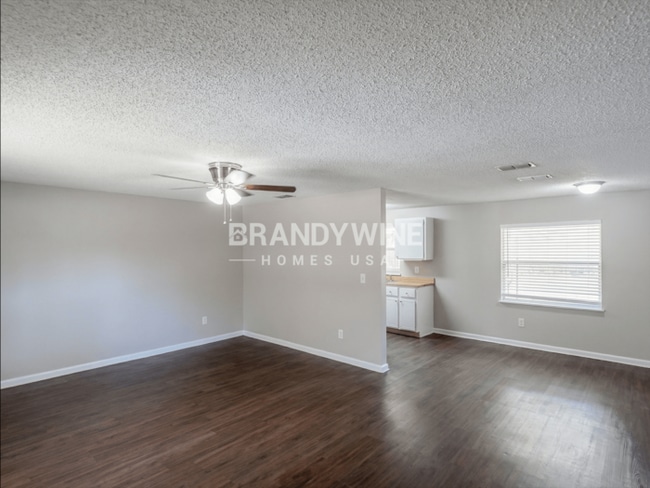 Photo - 5937 Camaro Dr W