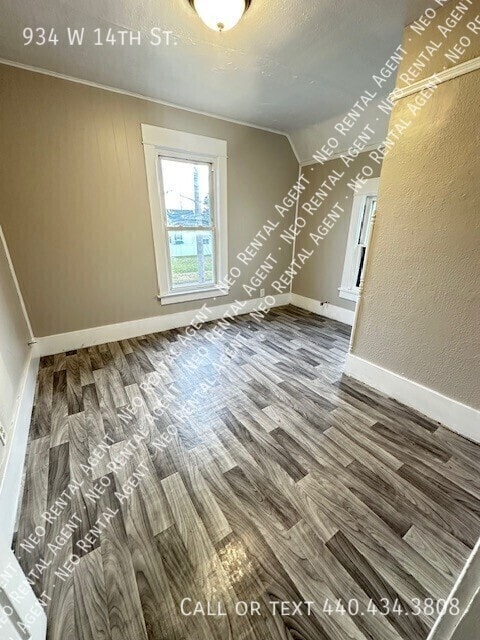 934 W 14th St