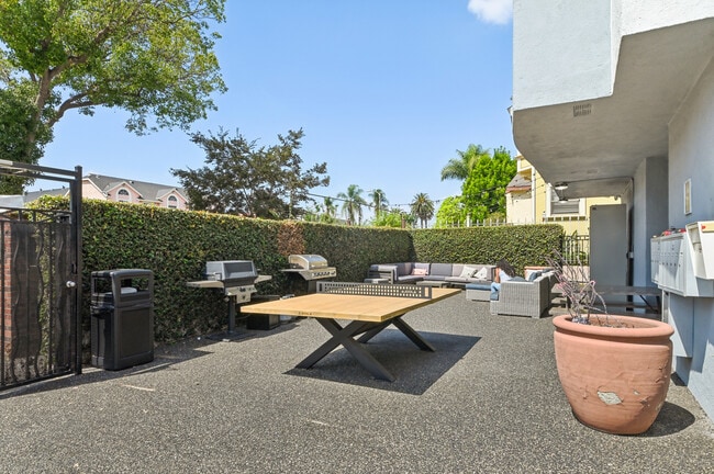 USC Student Housing - The Hive On Ellendale