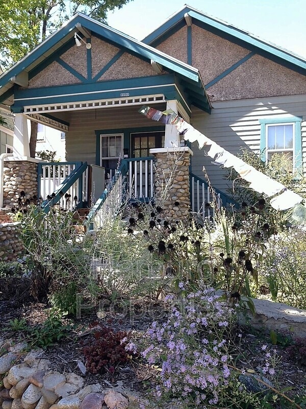 Building Photo - 2515 Broadway