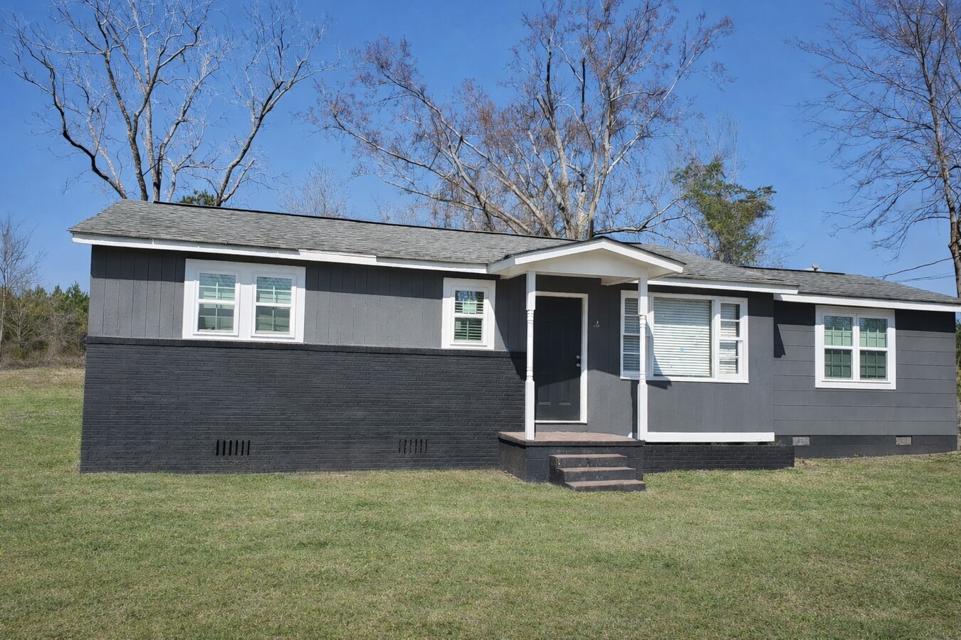 Photo - 450 E Church St