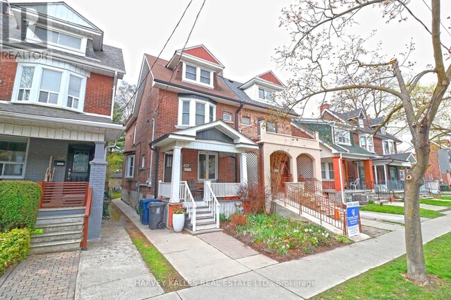Photo - 156 Gillard Ave