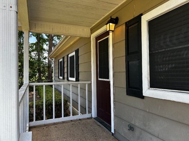 Photo - 105 Cardinal St