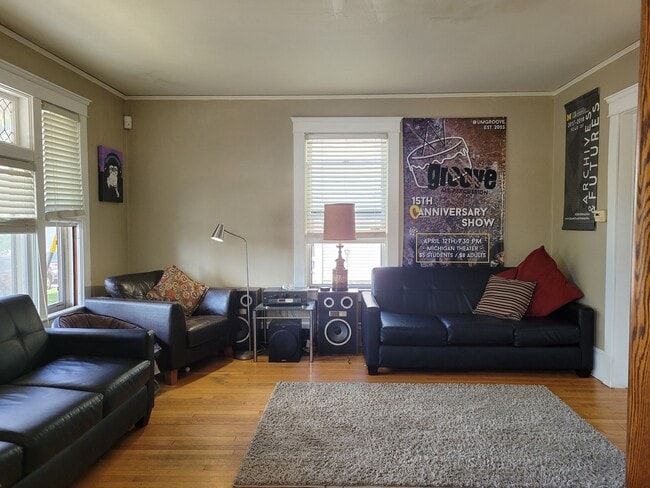 Building Photo - 523 S 4th Ave Unit Main