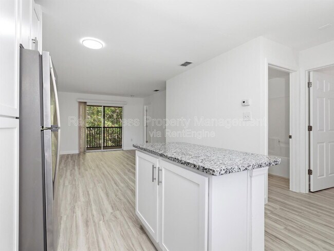 Photo - 11931 Palm Bay Court Unit 202
