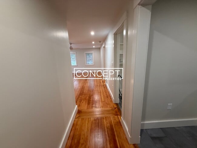 Photo - 38 Gibson St Unit 3B