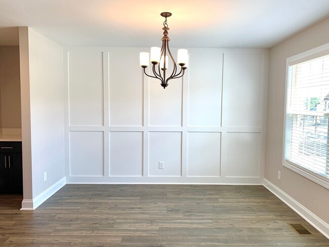Photo - 733 Banister Dr