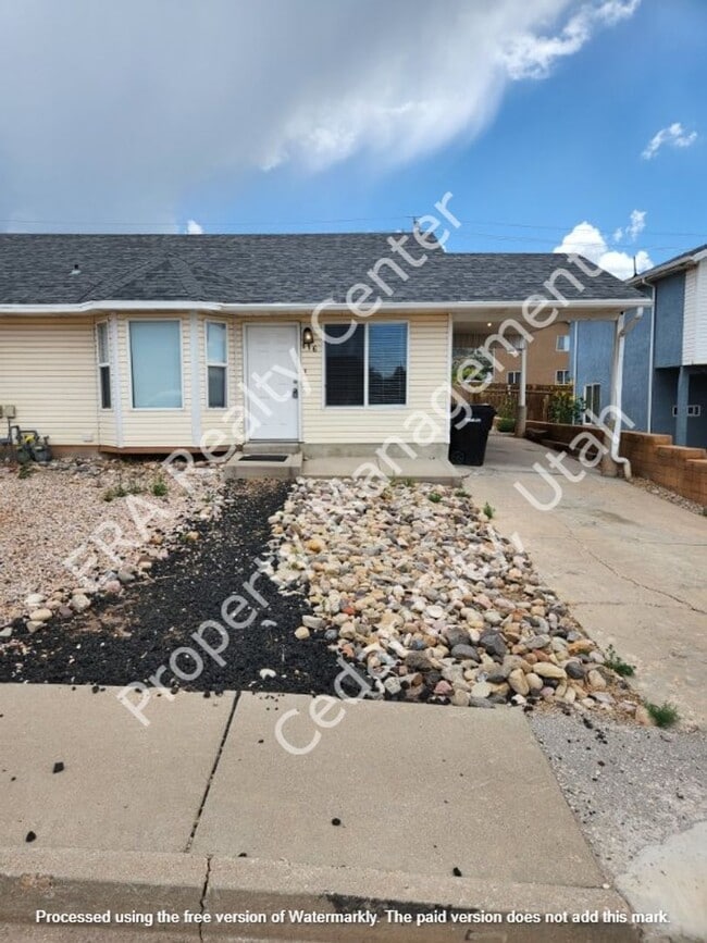 Building Photo - 116 W Sunset Dr