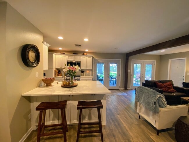 Photo - 4111 Hill Oak Dr