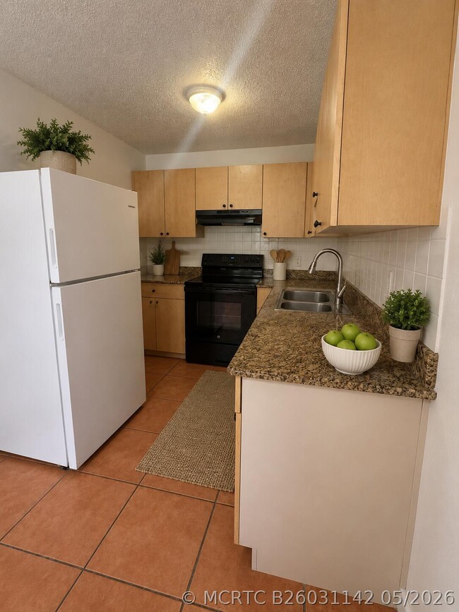 Photo - 1512 Barton Rd