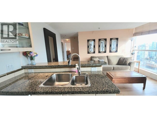 1068 Hornby St Unit 2909