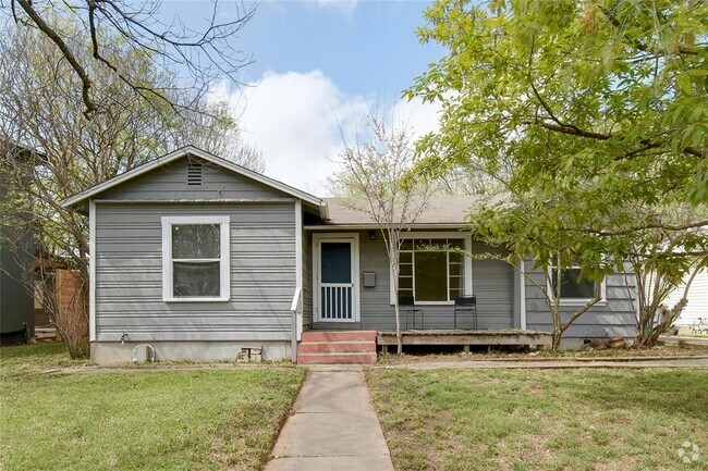 Building Photo - 5110 Valley Oak Dr Rental