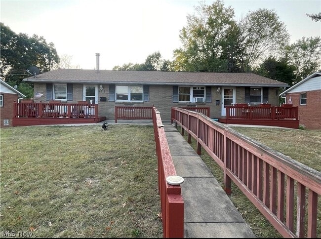 Building Photo - 177 25th St SE