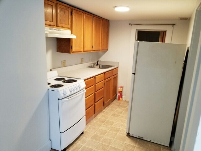 Photo - 7 1/2 Fletcher Street