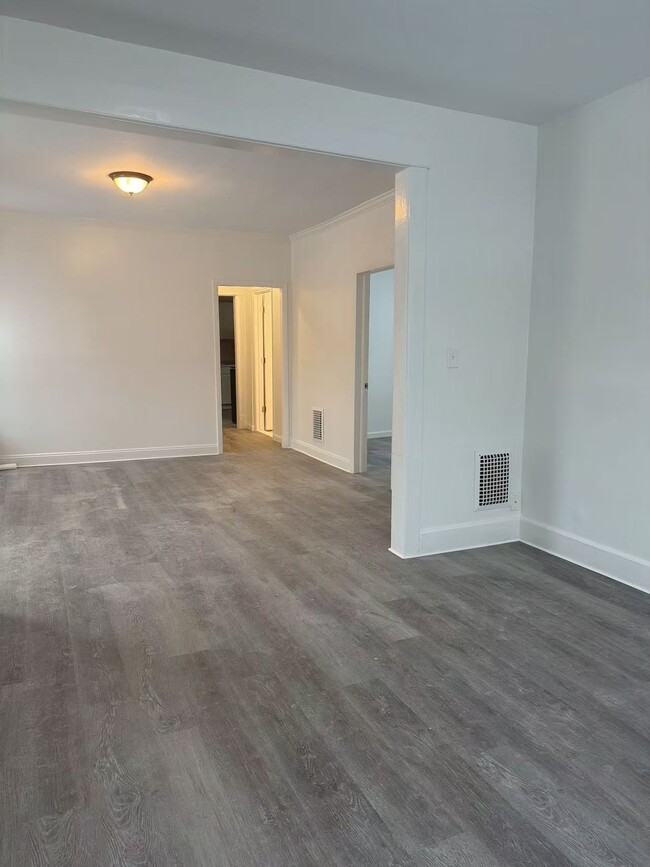 Photo - 1027 Keyes Ave Unit 2