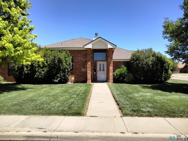 Building Photo - 2620 Fred Daugherty Dr