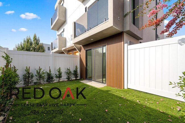 Photo - 2001 Vista Del Mar Ave Unidad 2001 1/2