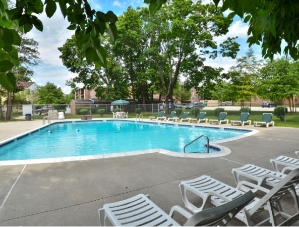 Pool - Paoli Place South Valley Townhomes