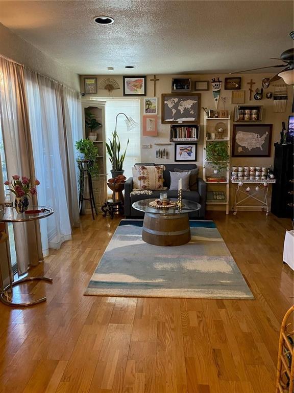 Photo - 112 W 38th St Unit 202
