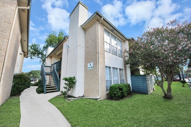 Building Photo - 250 El Dorado Blvd Unit 103