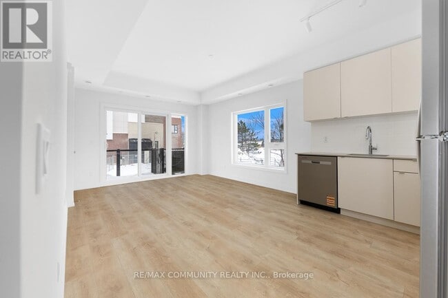 Photo - 16 Melbourne Ave